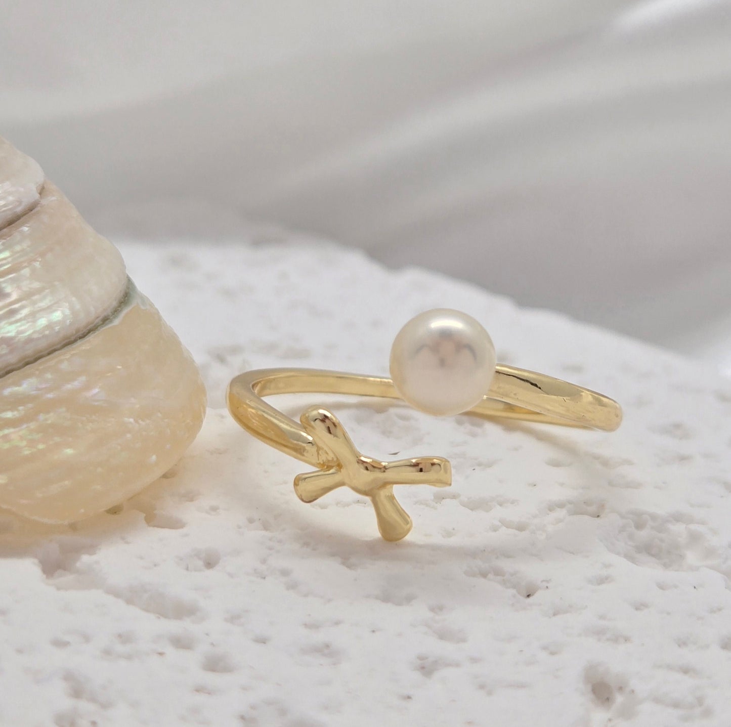 Ribbon Pearl Ring