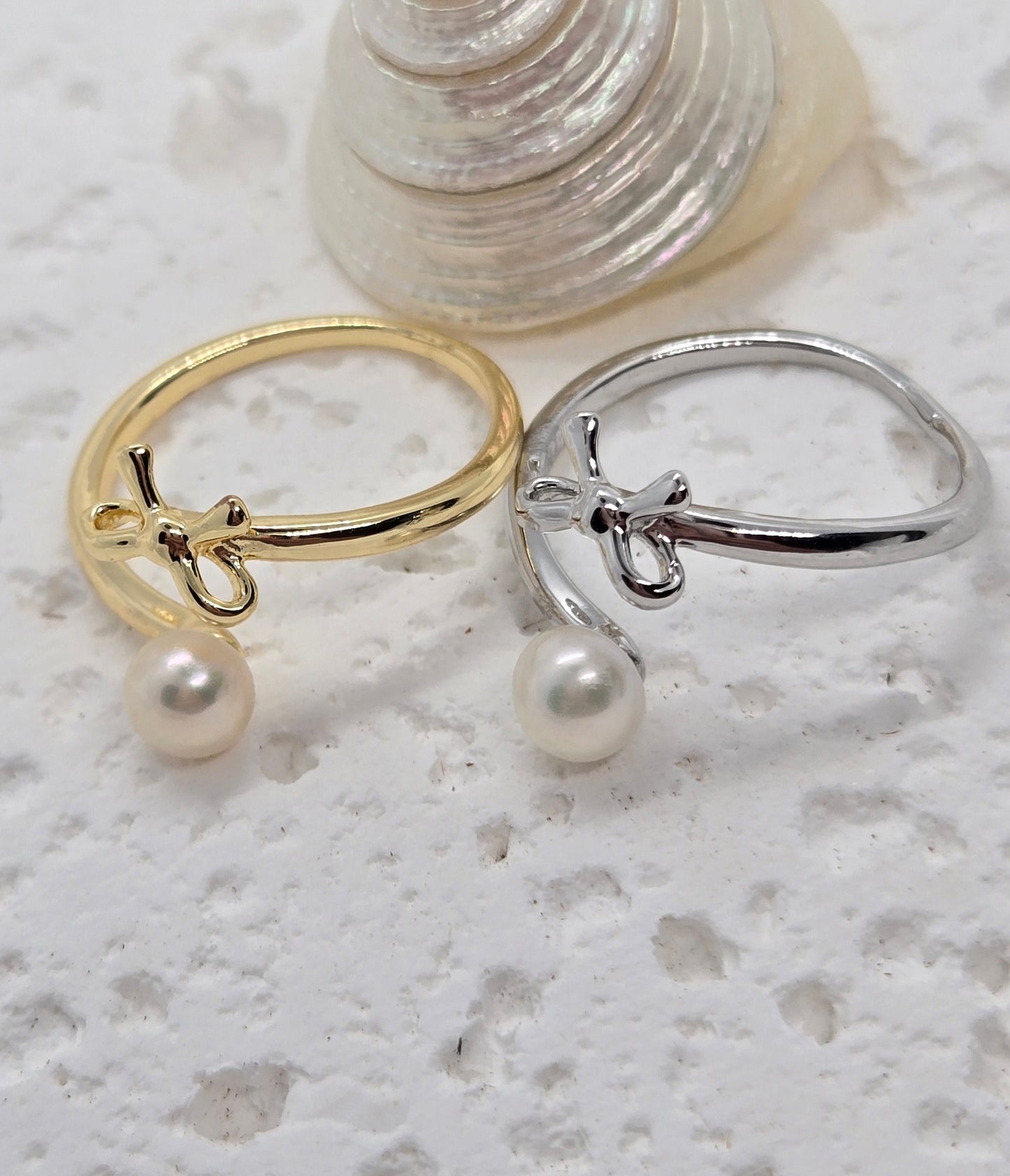 Ribbon Pearl Ring