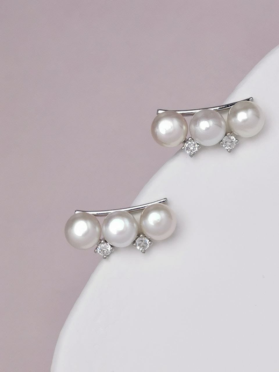 Triple Pearl Beam Studs