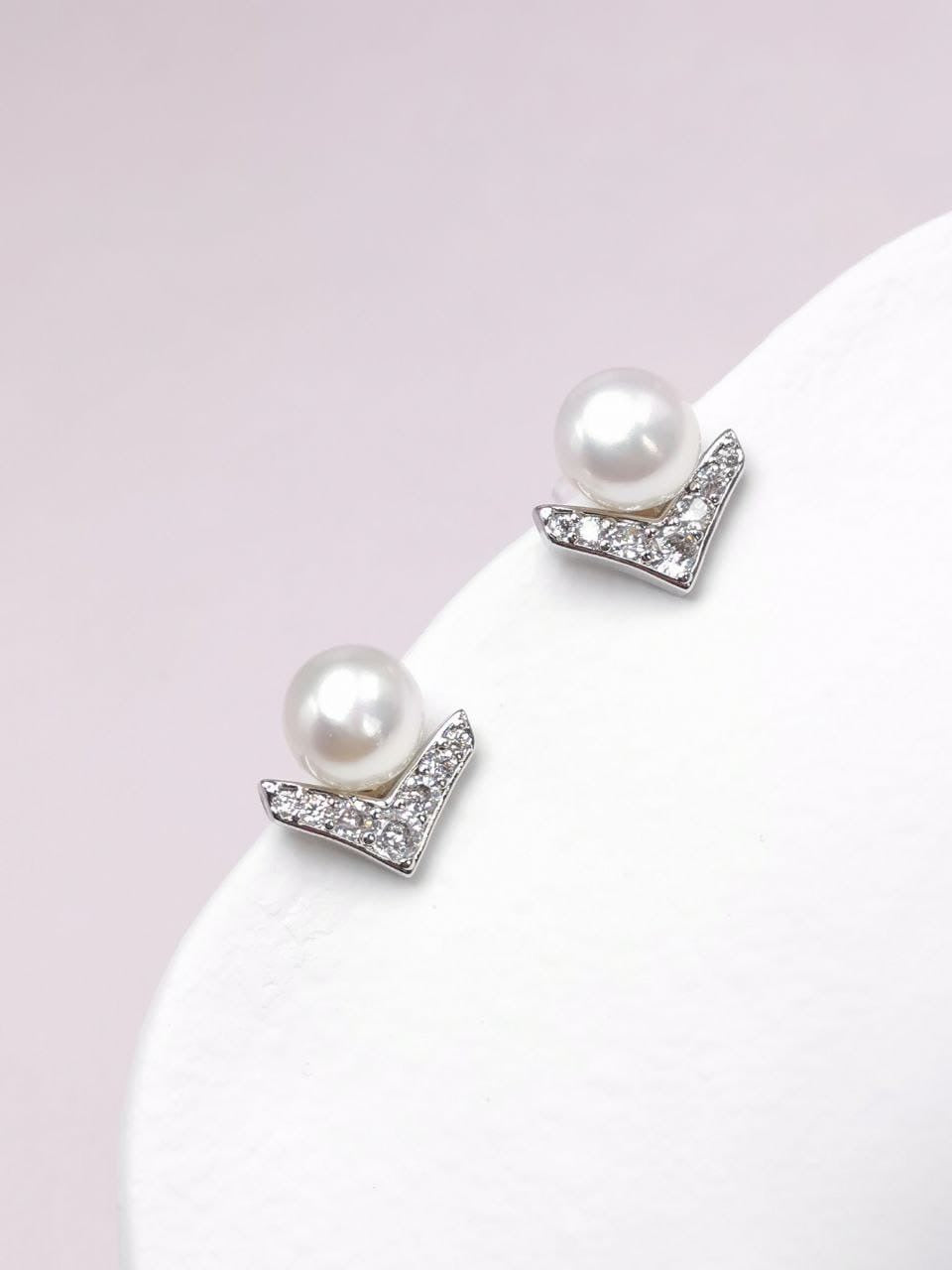 Silver Arrow Pearl Studs