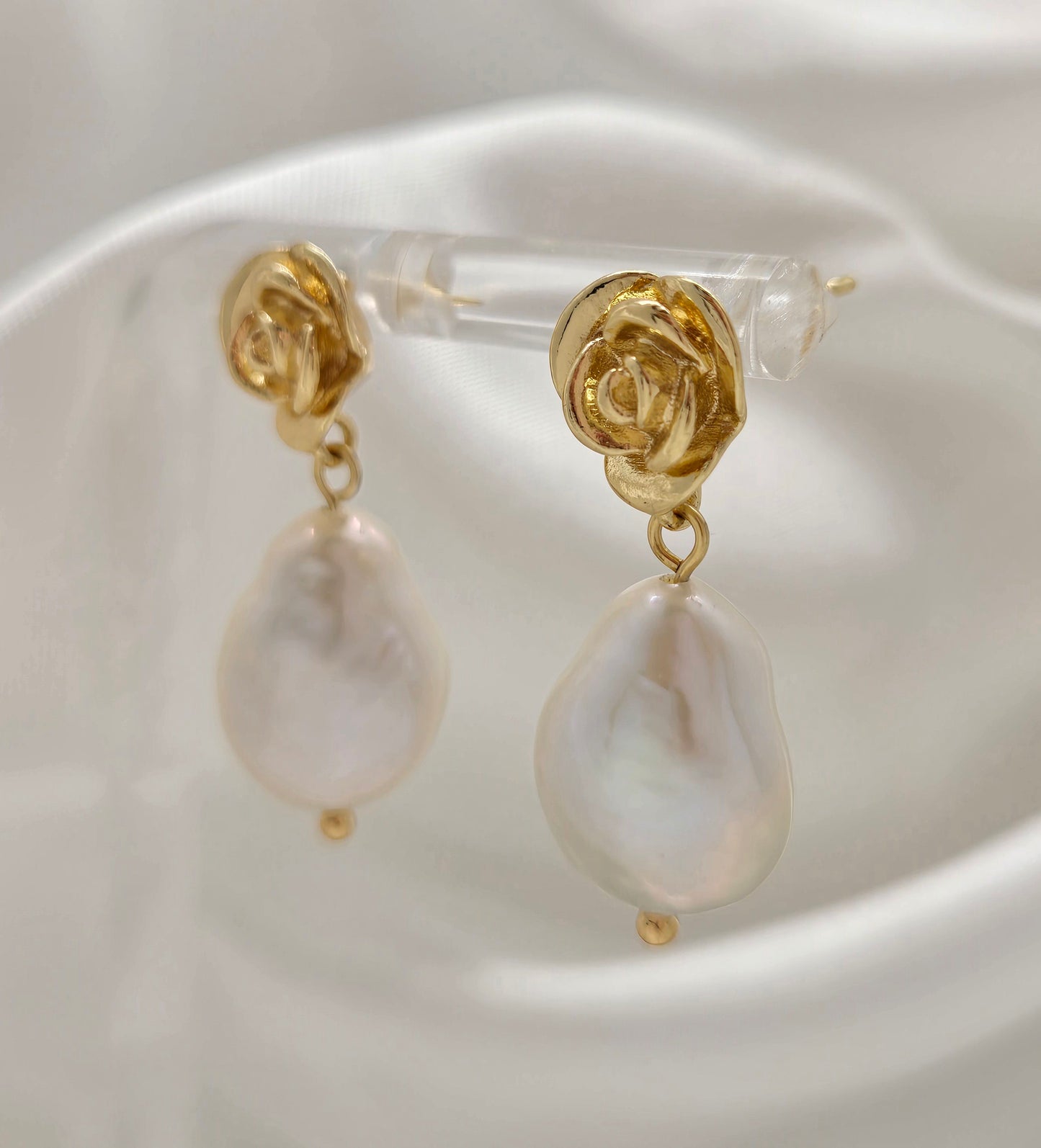 Rose Flat Baroque Dangle