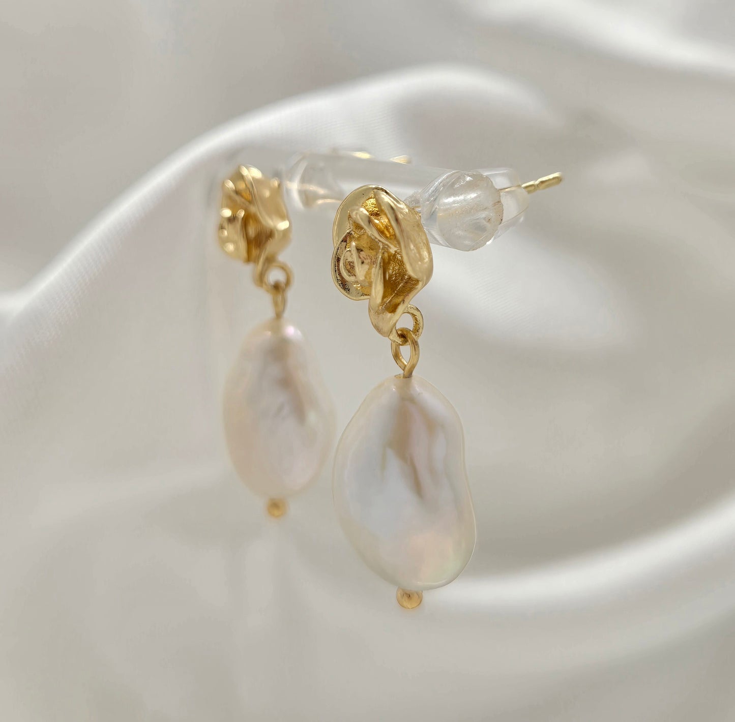 Rose Flat Baroque Dangle