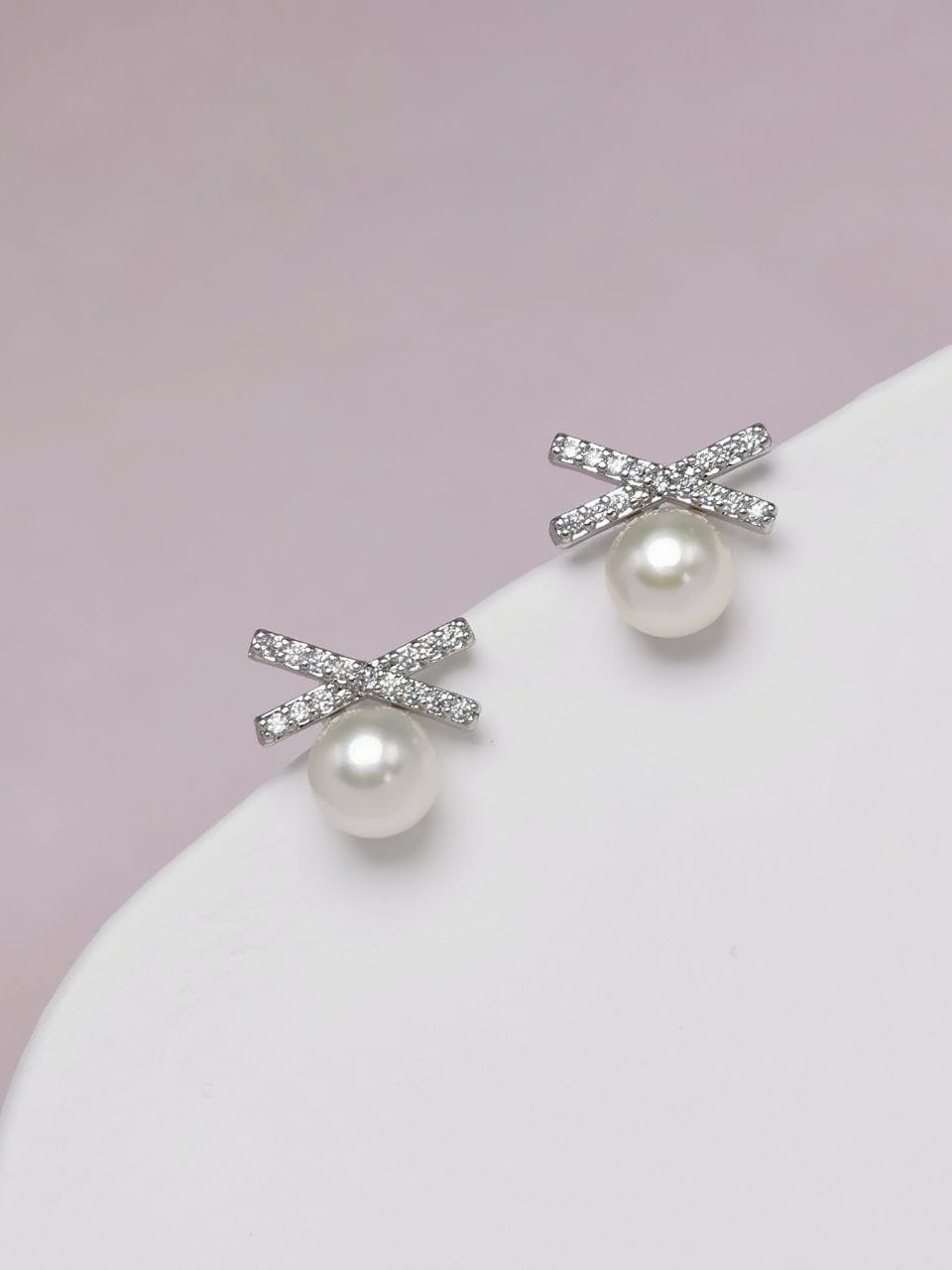 Crystal Flat Ribbon Pearl Studs