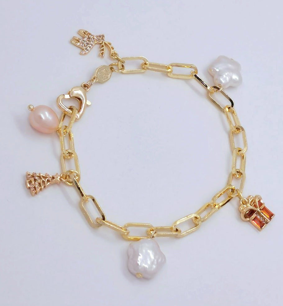 Christmas Chic Charm Bracelets